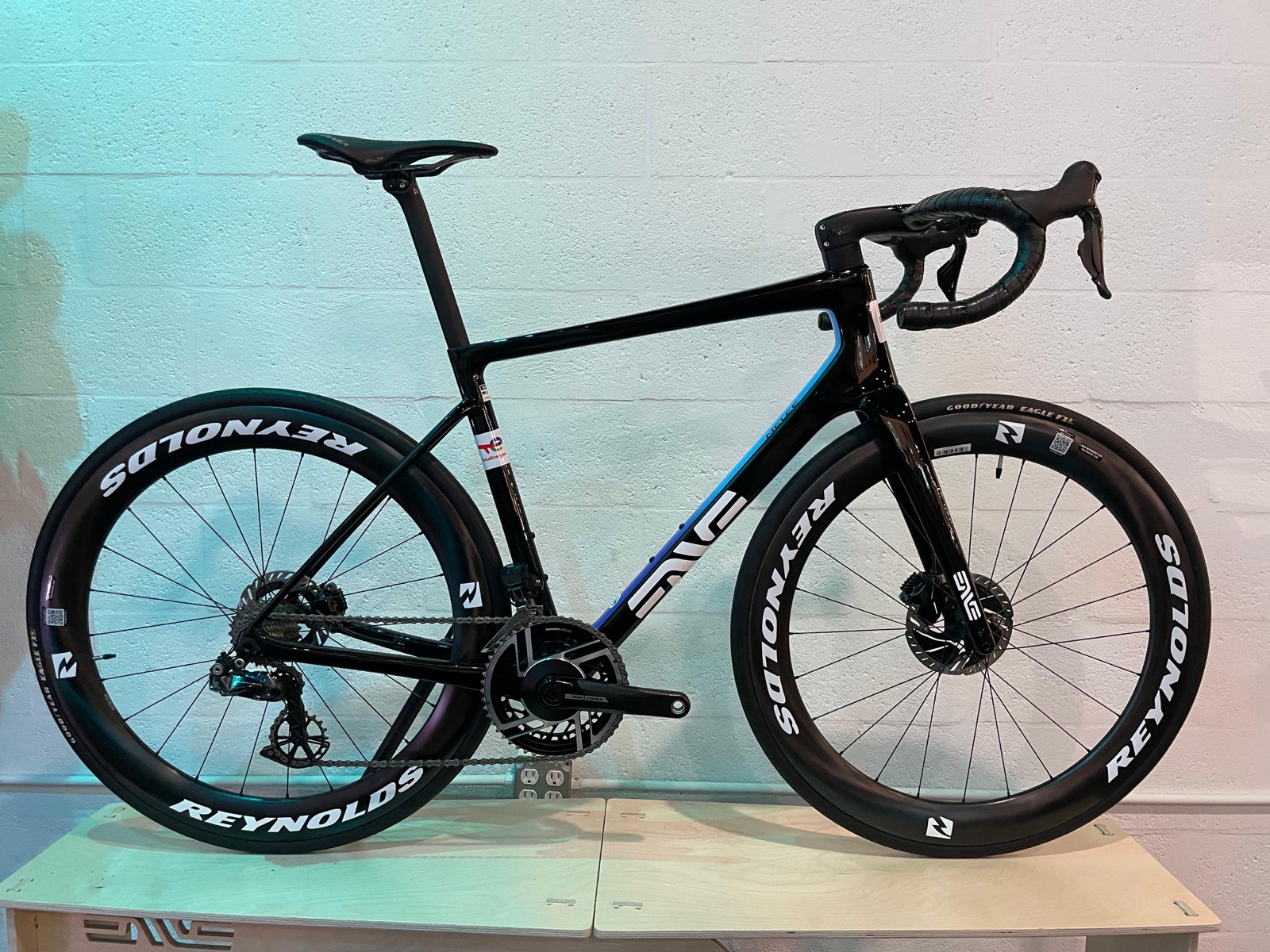 Enve Melee